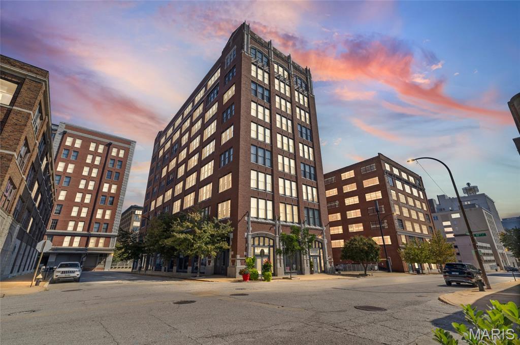 Photo of 1627 Locust Street #406 St Louis MO 63103