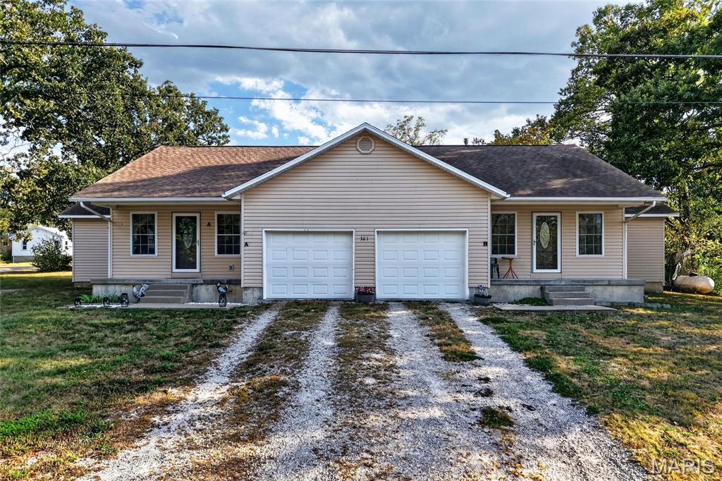 Photo of 301/303 10th Street Crocker MO 65452