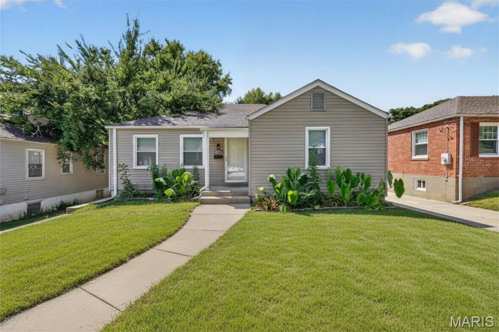 Photo of 229 S Barat Avenue St Louis MO 63135