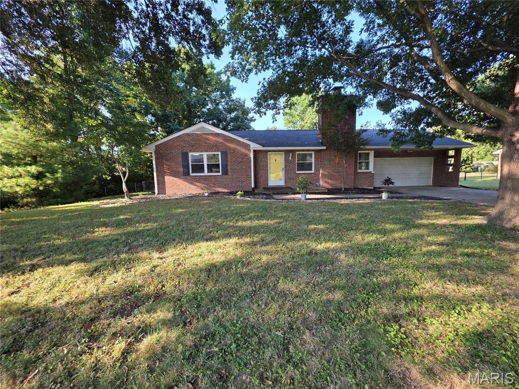 Photo of 10012 Carolynne Drive St Louis MO 63128