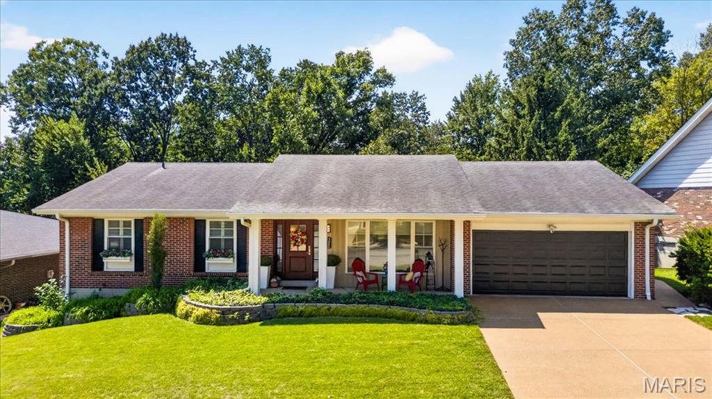 Photo of 5060 Suson Hills Drive St Louis MO 63128