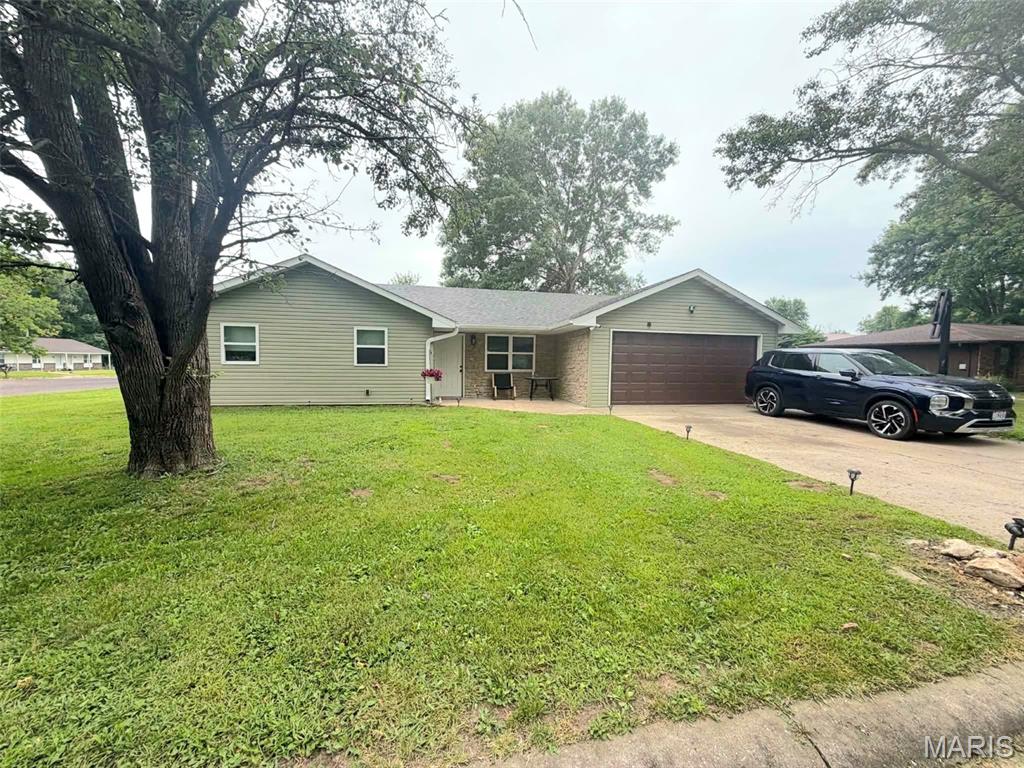 Photo of 7305 N Wishing Well Drive Columbia MO 65202