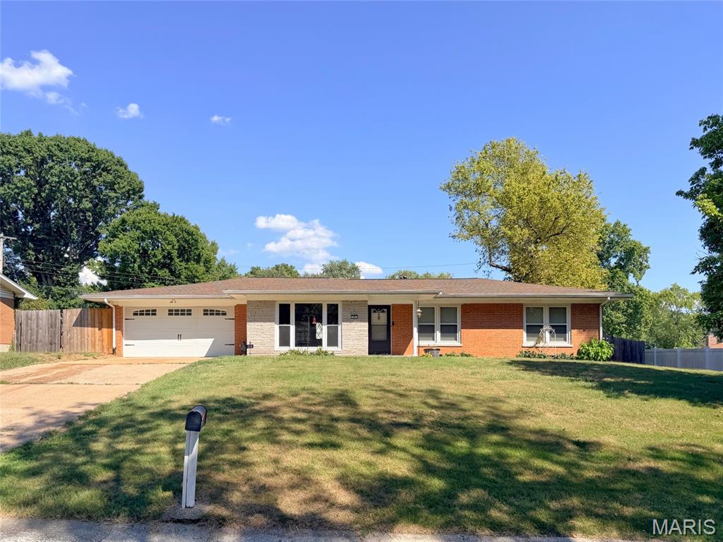 Photo of 50 Cheshire Drive Belleville IL 62223