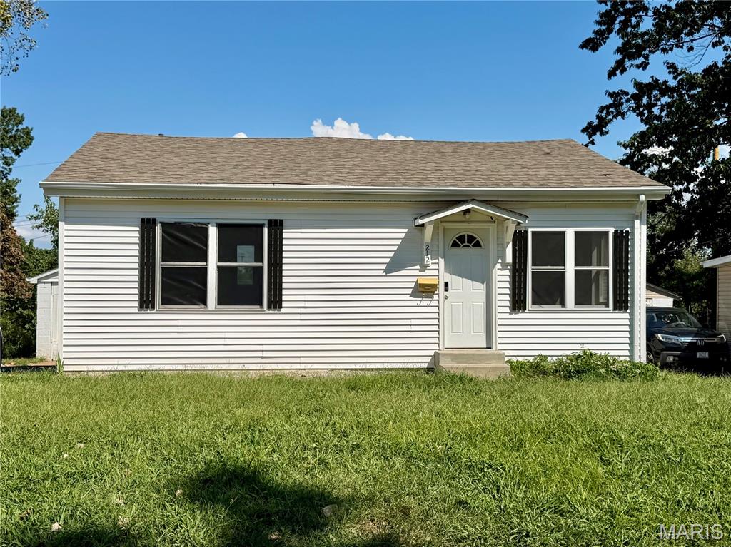 Photo of 212 La Motte Lane St Louis MO 63135
