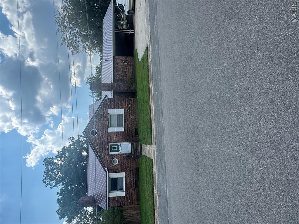 Photo of 211 W Fannetta Street Dexter MO 63841