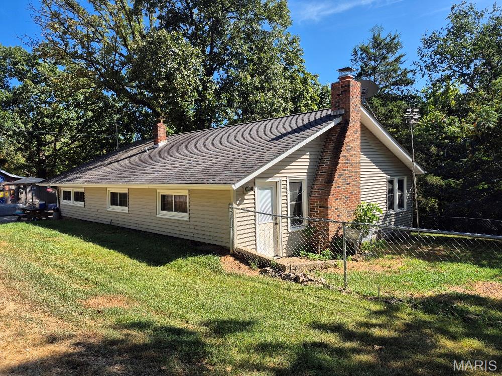 Photo of 14098 Charter Church Road De Soto MO 63020