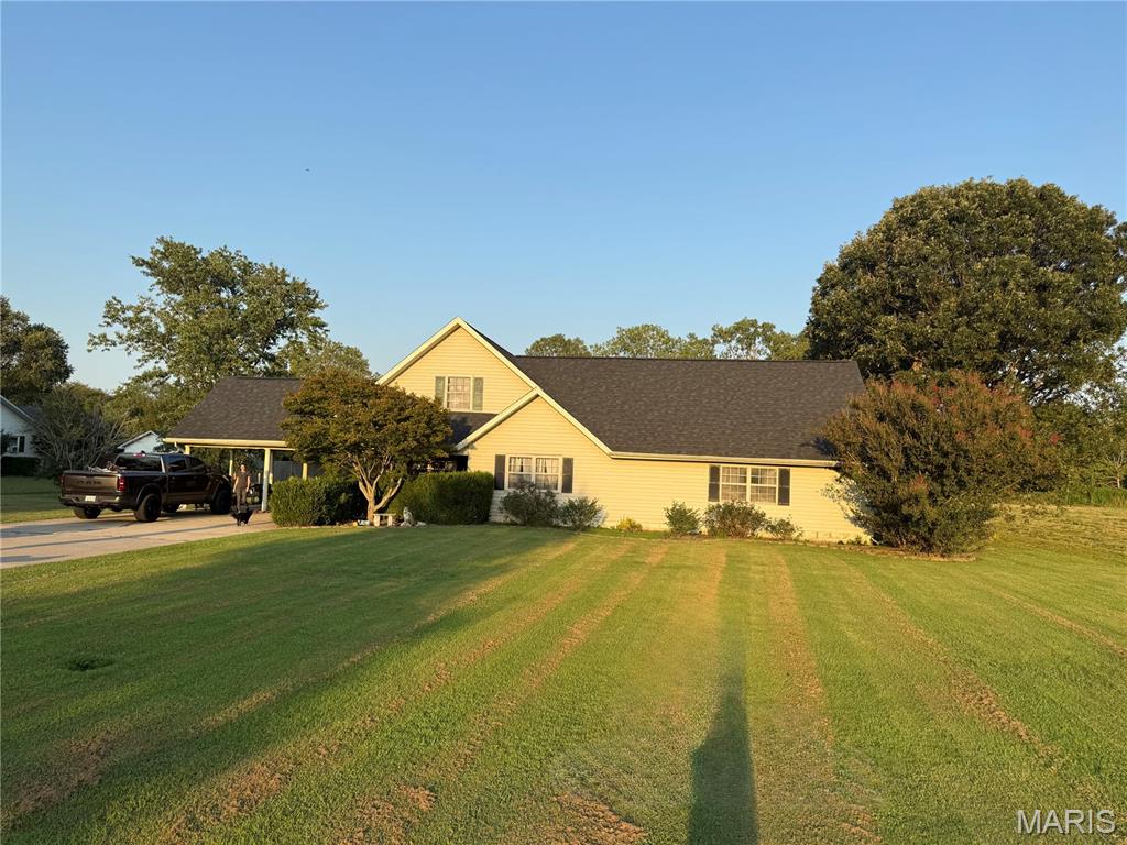 Photo of 202 Larue Lane Sikeston MO 63801