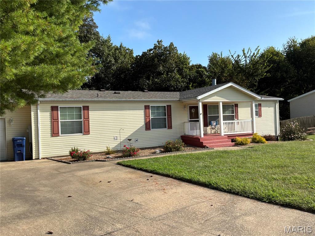 Photo of 218 S Warren Drive Winfield MO 63389