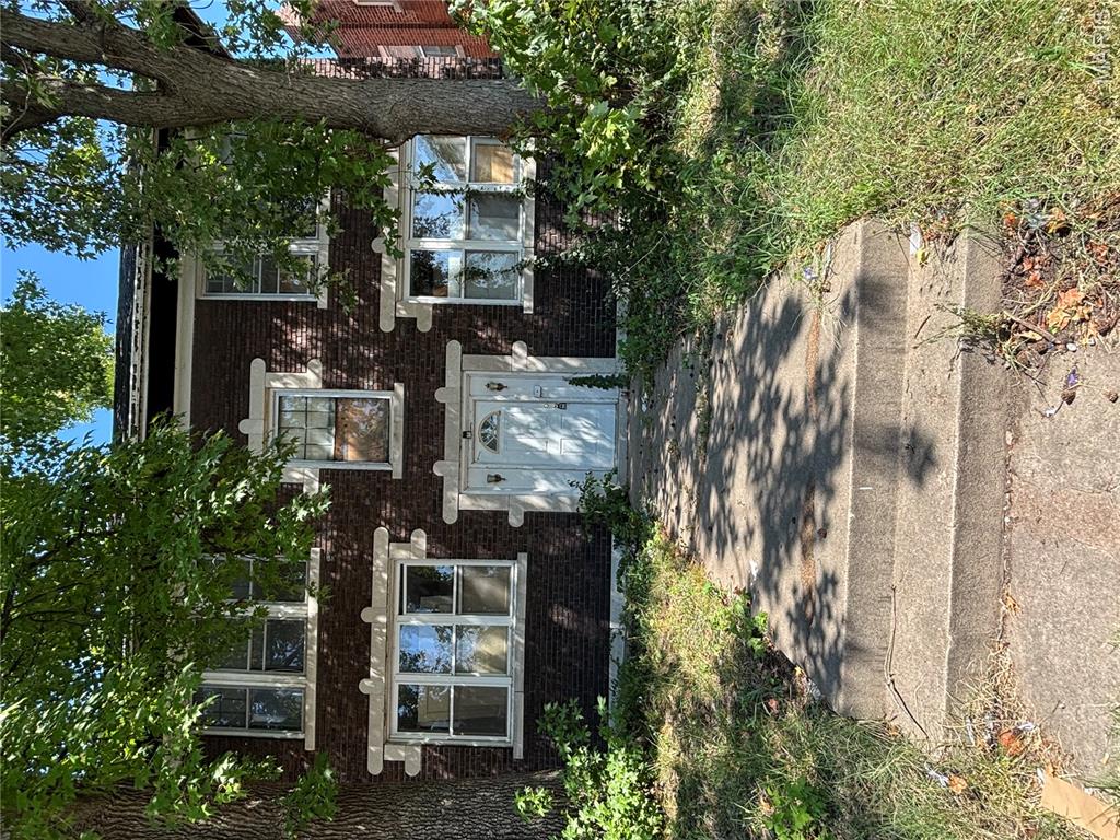Photo of 2849 Meramec Street St Louis MO 63118
