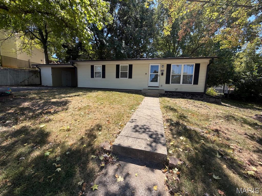 Photo of 702 Locust Street Festus MO 63028