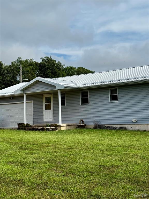 Photo of 973 County Road 305 Taylor MO 63471