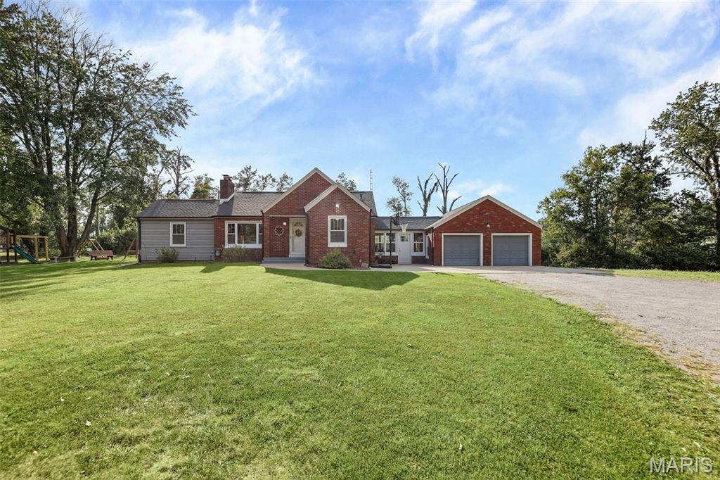 Photo of 1501 Woods Lane Centralia IL 62801