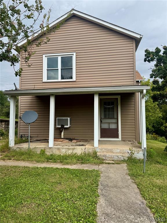 Photo of 828 Bird Street Hannibal MO 63401