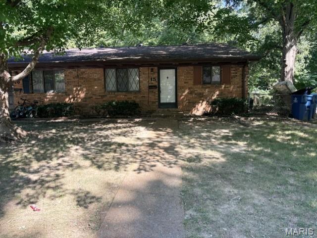 Photo of 15 Kings Court Belleville IL 62226