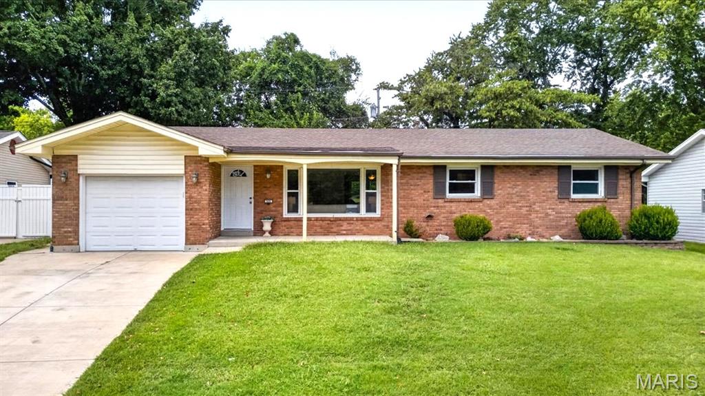 Photo of 525 Norma Drive St Charles MO 63301