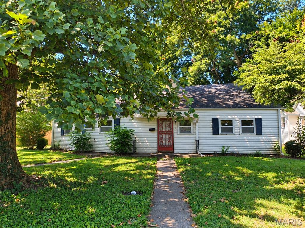 Photo of 105 N 7th Street Charleston MO 63834