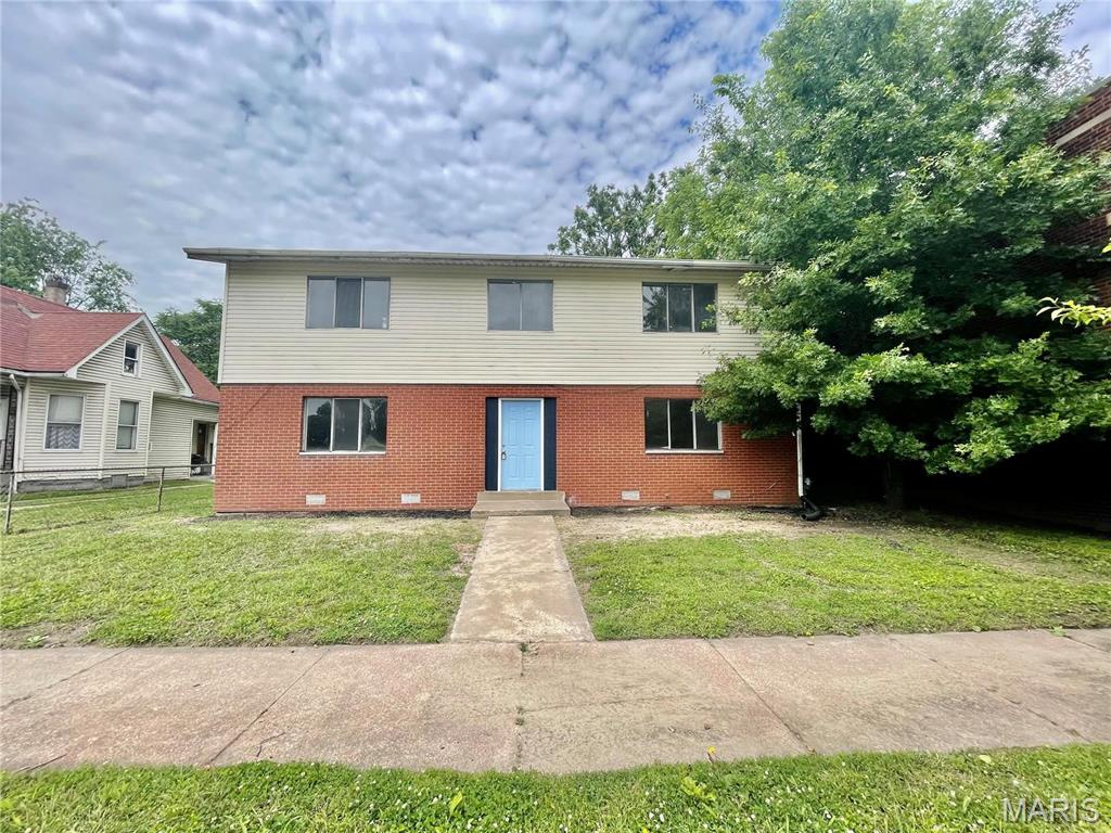 Photo of 2441 E 24th Street #4 Granite City IL 62040