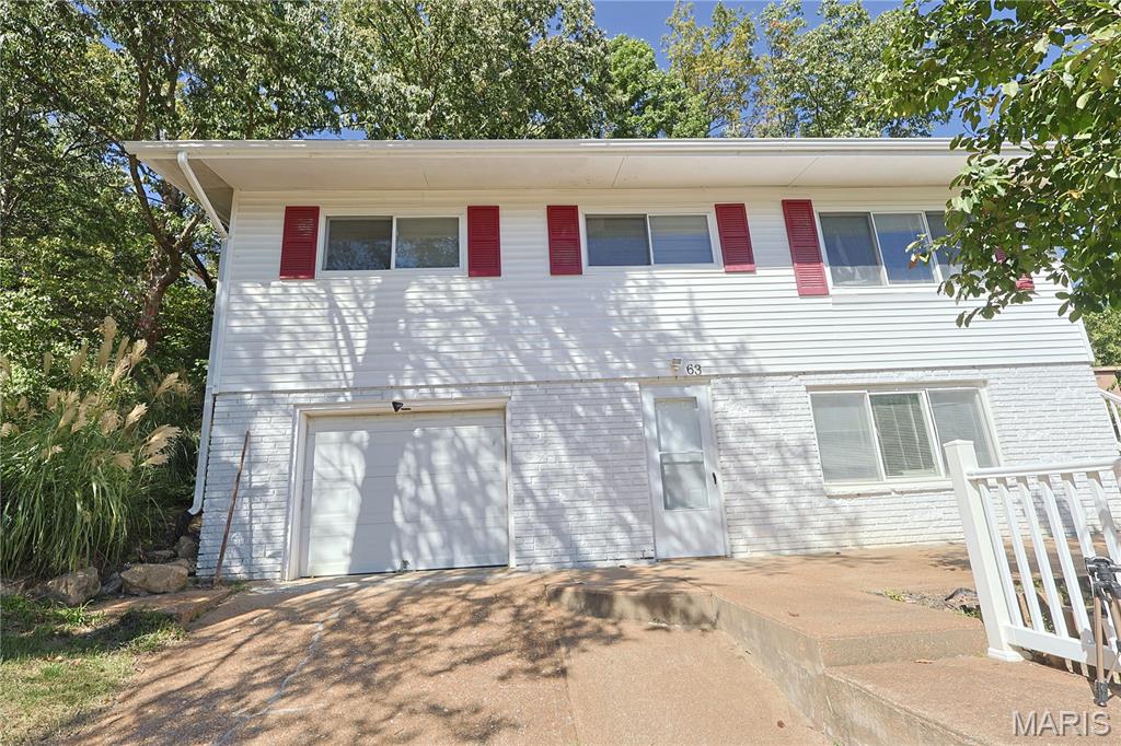 Photo of 63 Patricia Place Fenton MO 63026