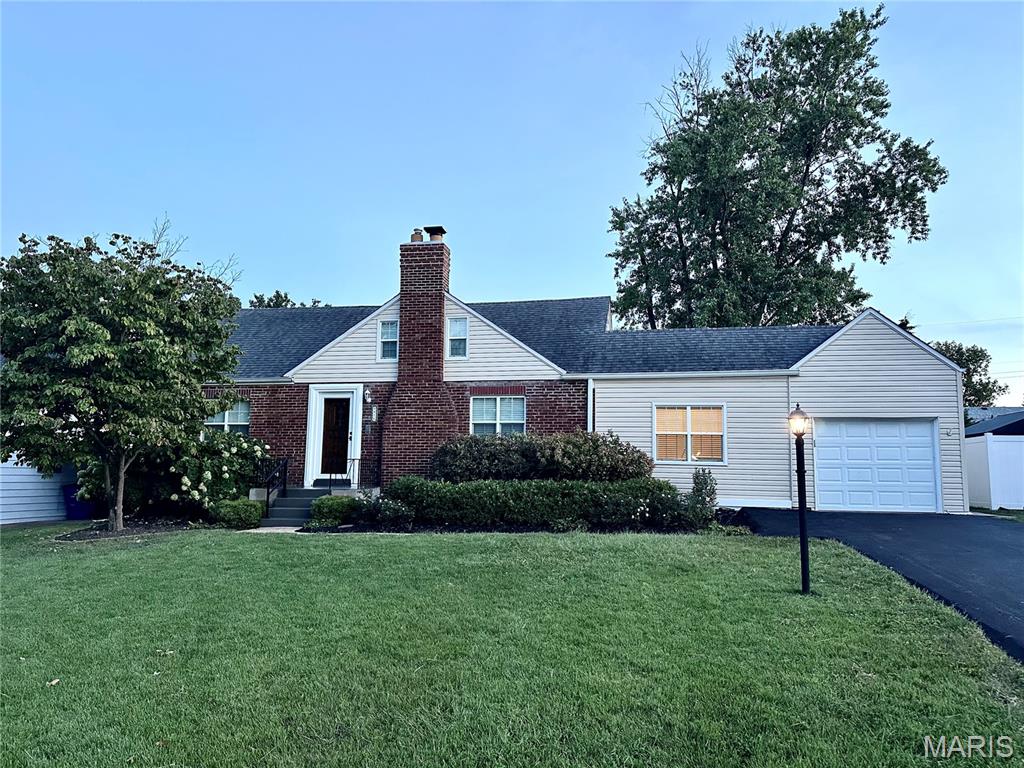 Photo of 9916 Coventry Lane St Louis MO 63123