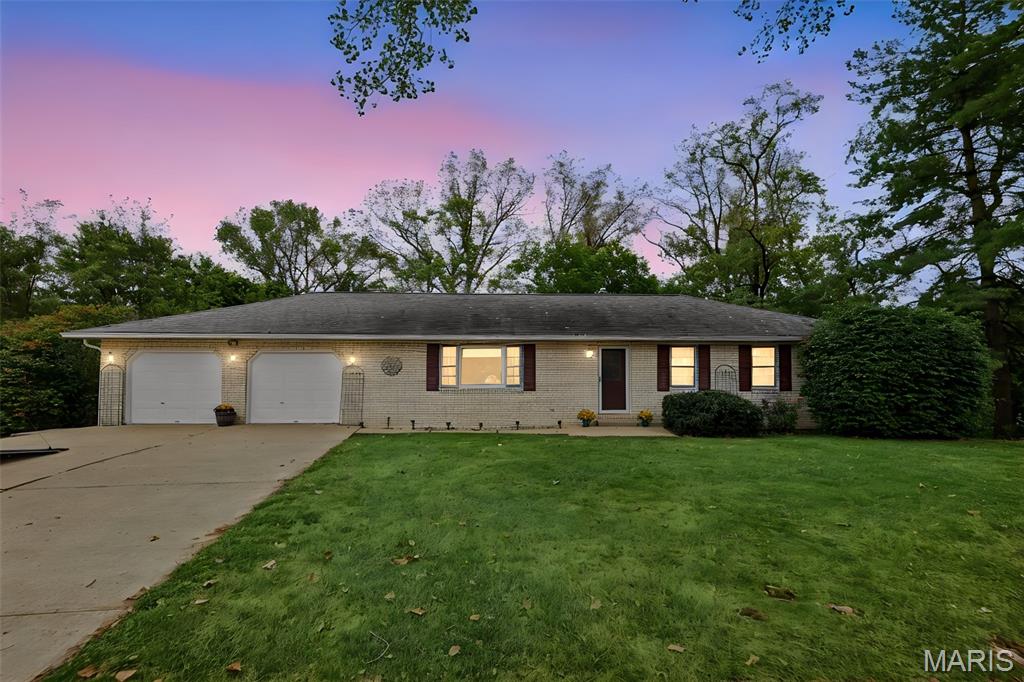 Photo of 12 Blossom Lake Lane Maryville IL 62062