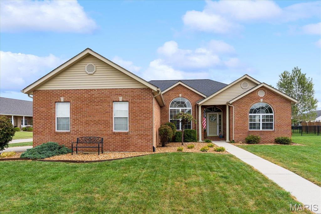 Photo of 3301 Village Green Court Millstadt IL 62260