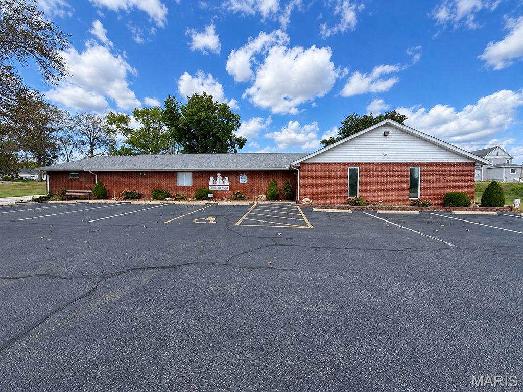 Photo of 1211 Ridge Street Carlyle IL 62231