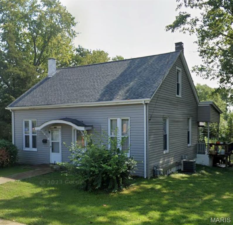 Photo of 1214 Lebanon Avenue Belleville IL 62221