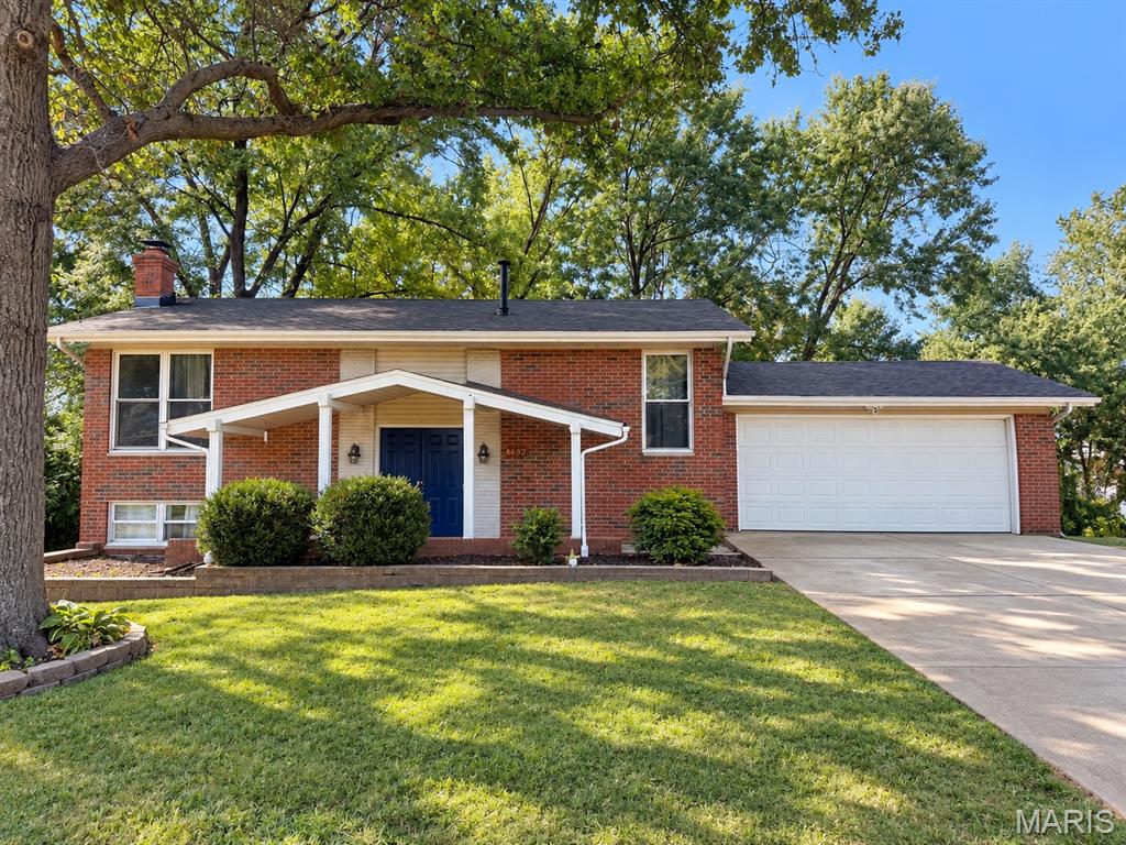 Photo of 4432 Mattis Road Mehlville MO 63128