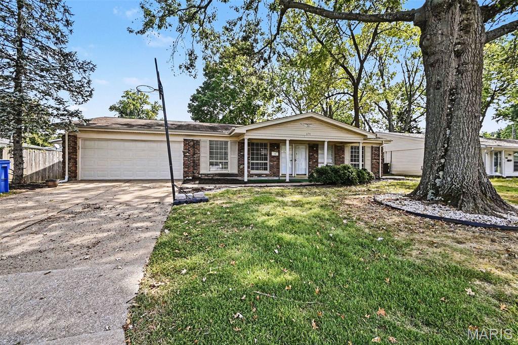 Photo of 670 Brookstone Drive Florissant MO 63033