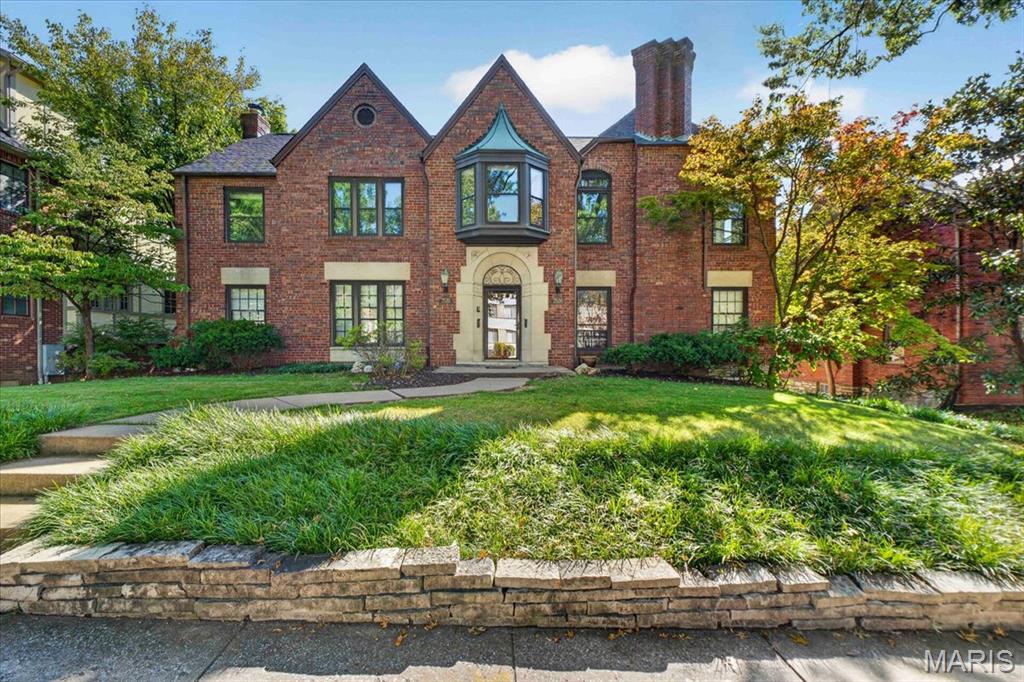 Photo of 7510 York Drive Clayton MO 63105