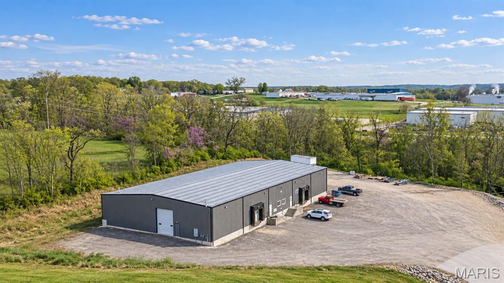 Photo of 475 W Industrial Park Drive #B Washington MO 63090