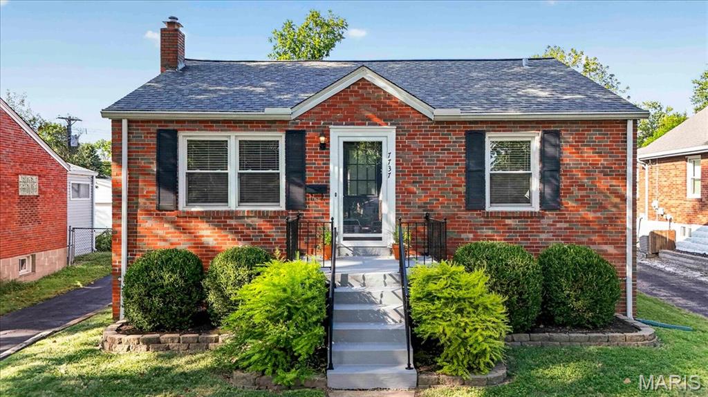 Photo of 7737 Saint Albans Avenue Richmond Heights MO 63117