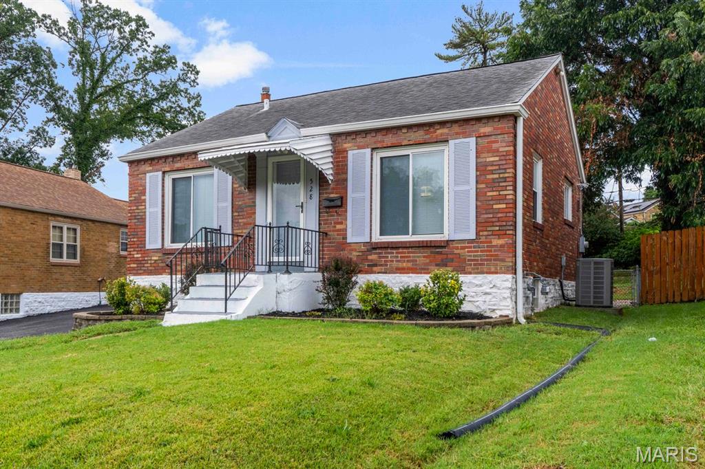 Photo of 528 Ruthland Drive St Louis MO 63125