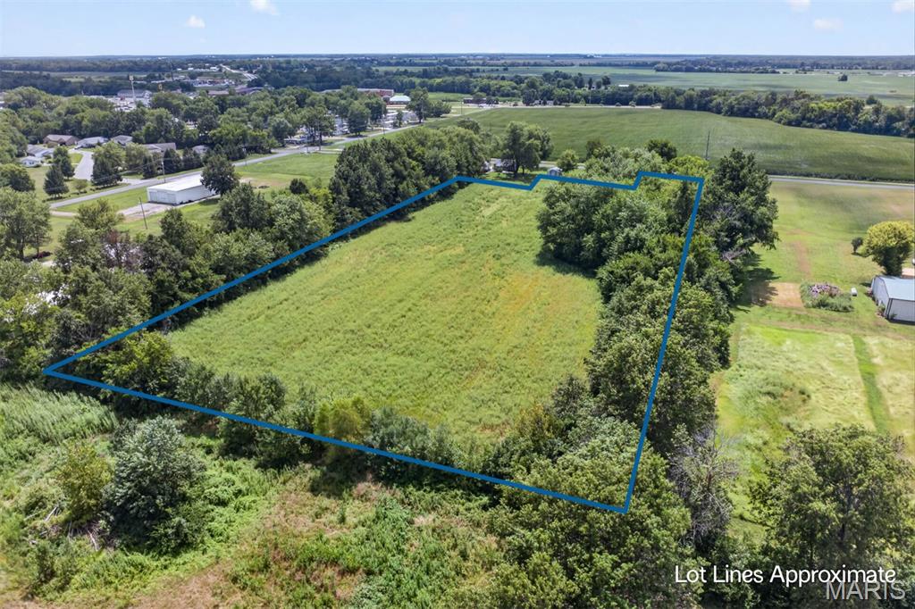 Photo of 1103 E Bowman Drive Greenville IL 62246