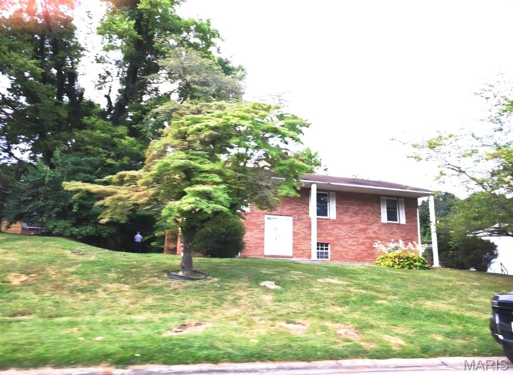 Photo of 27 Matterhorn Drive Glen Carbon IL 62034