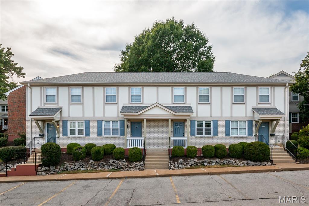 Photo of 1447 Bobolink Place Brentwood MO 63144