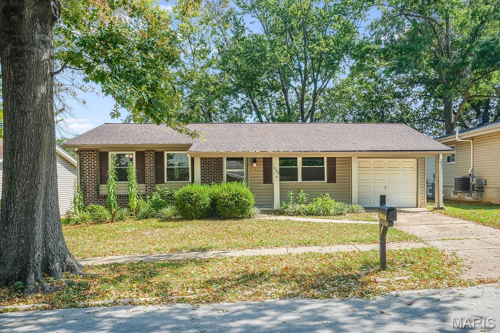 Photo of 533 Golfwood Drive Ballwin MO 63021