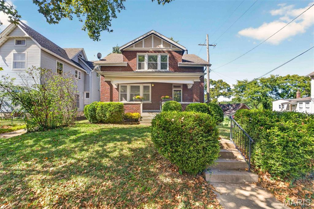 Photo of 1901 McCausland Avenue St Louis MO 63117