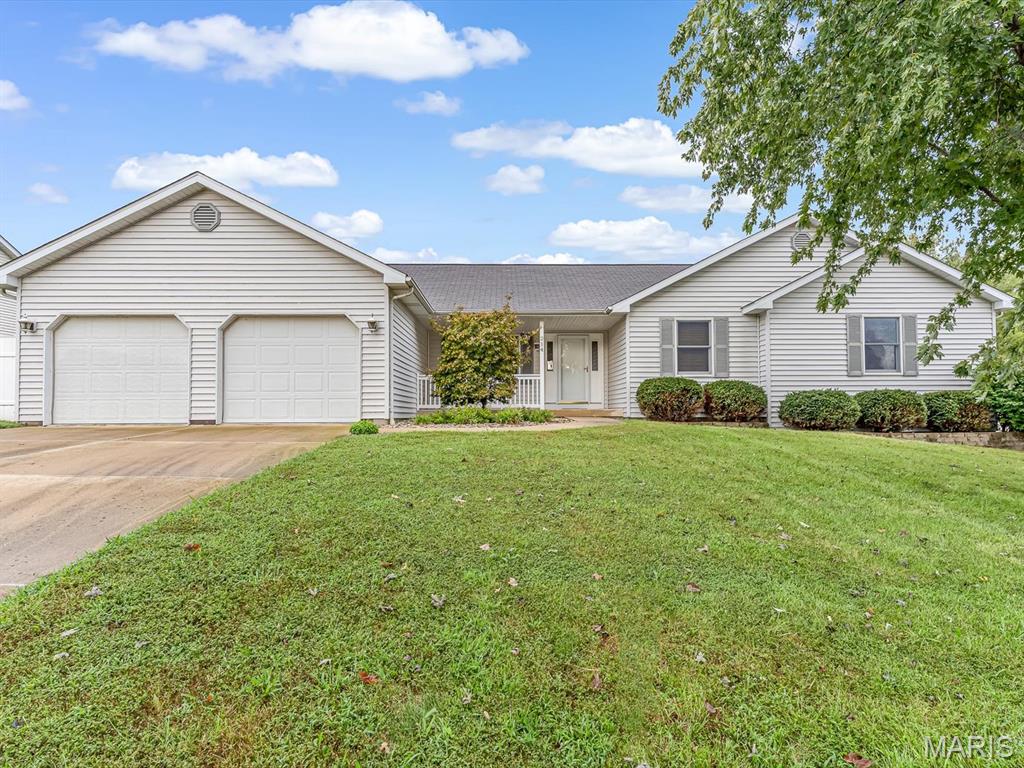 Photo of 214 Osterhage Drive Waterloo IL 62298