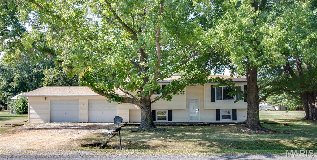 Photo of 23309 Glenda Avenue Jerseyville IL 62052