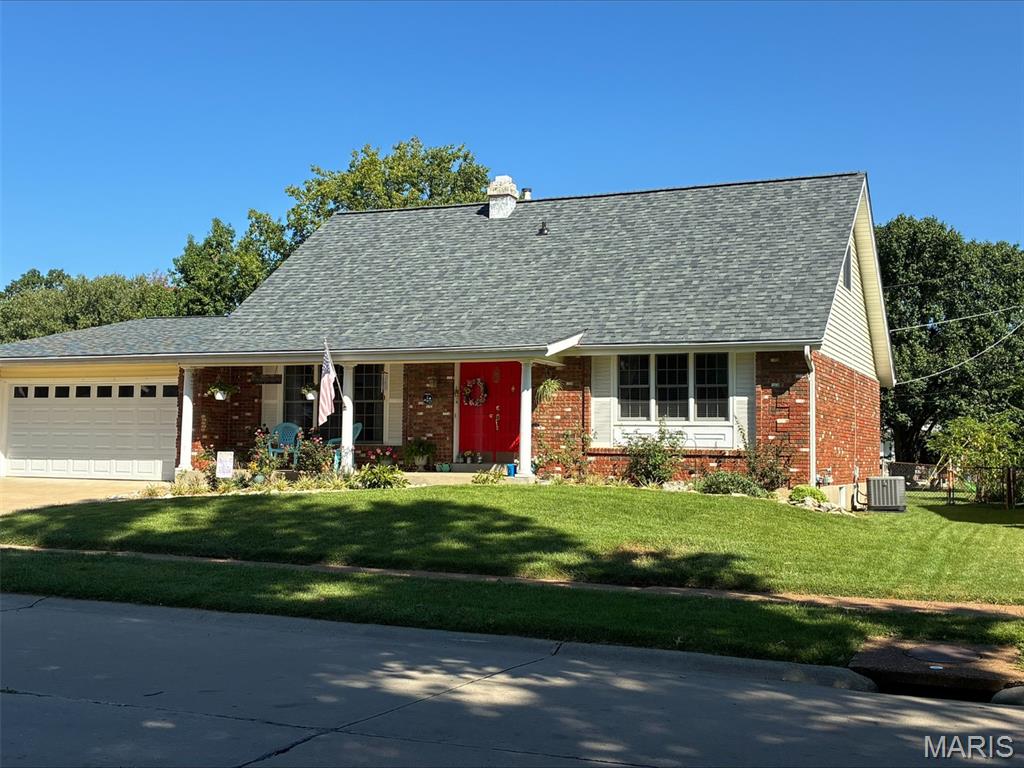 Photo of 2675 Cliffwood Trail St Louis MO 63129
