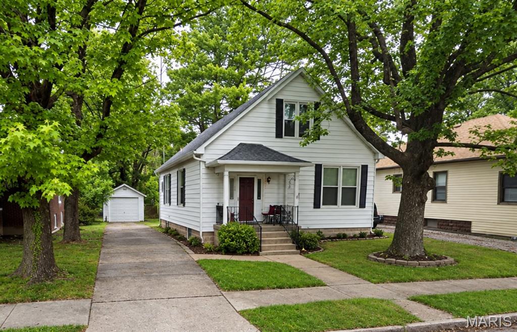 Photo of 21 N 96th Street Belleville IL 62223