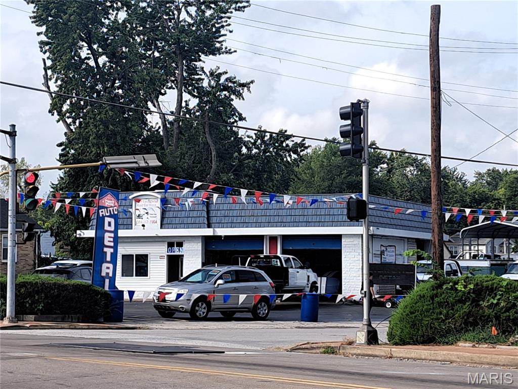 Photo of 3115 Woodson Road Breckenridge Hills MO 63114