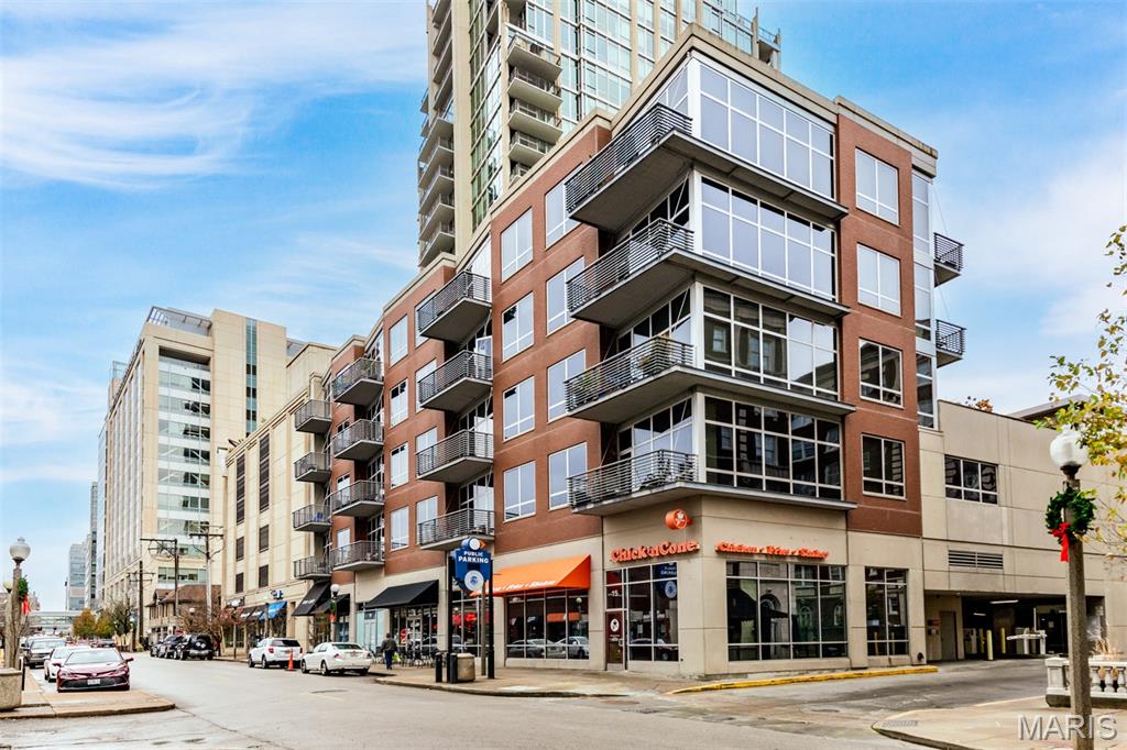 Photo of 9 N Euclid Avenue #302 St Louis MO 63108
