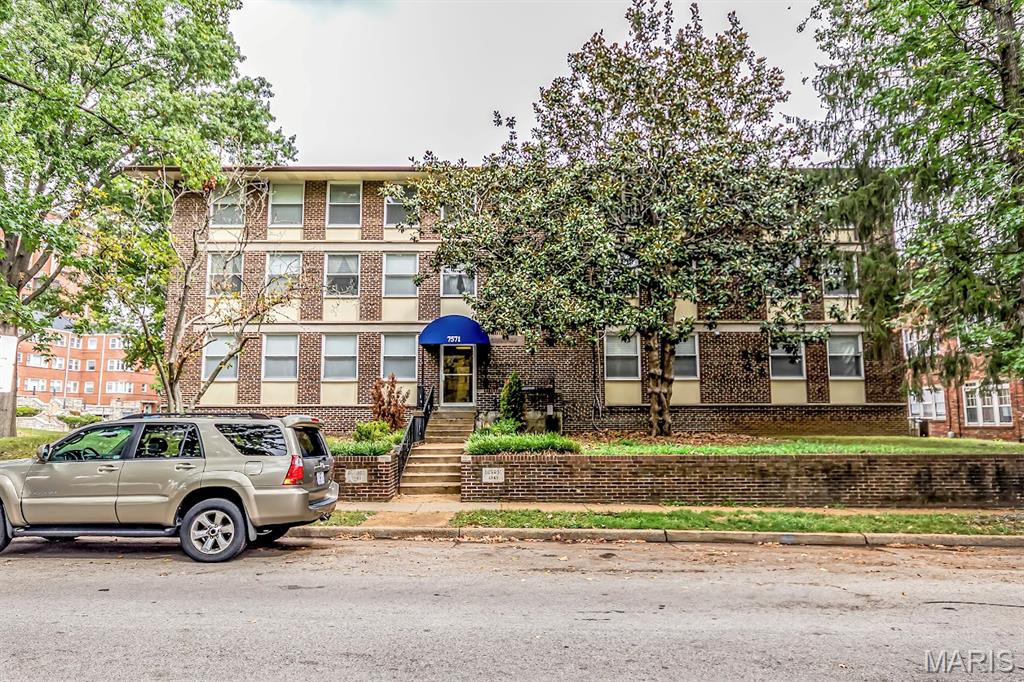 Photo of 7571 Wellington Clayton MO 63105