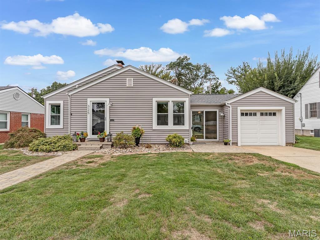 Photo of 325 W Liberty Street Columbia IL 62236