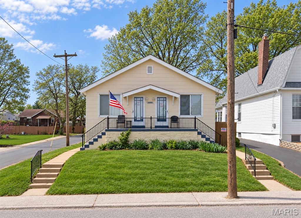 Photo of 5200 Heege Road St Louis MO 63123