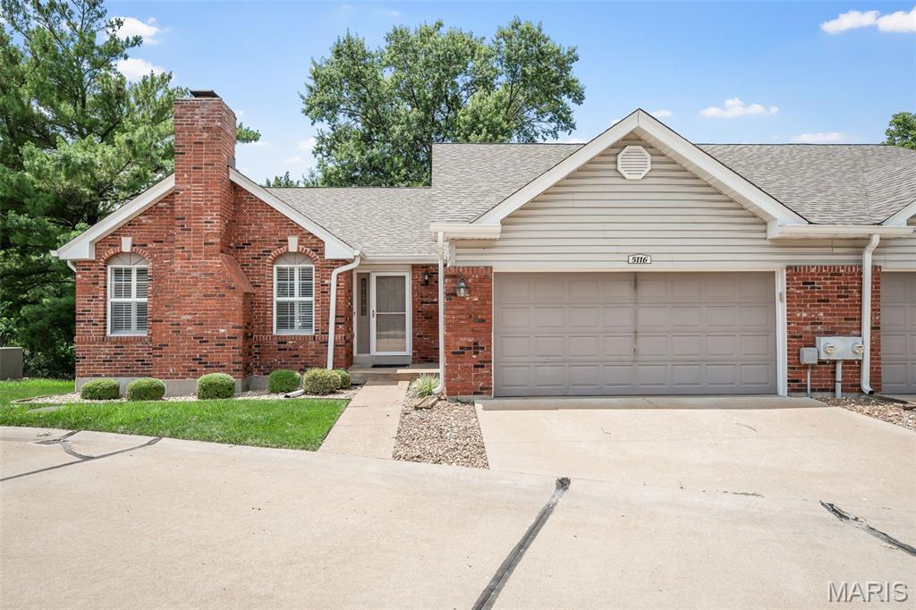 Photo of 5116 Kennerly Place Drive St Louis MO 63128