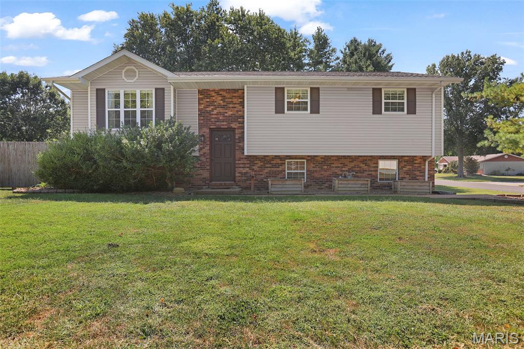 Photo of 913 Long Branch Road Troy IL 62294