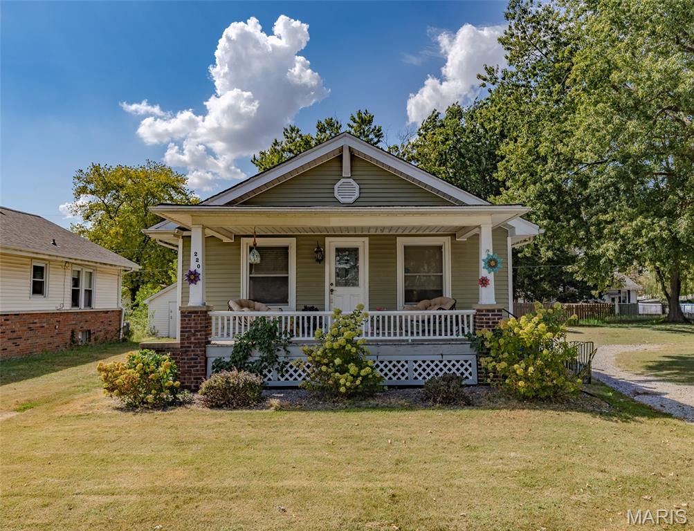 Photo of 220 Minton Street Carlinville IL 62626
